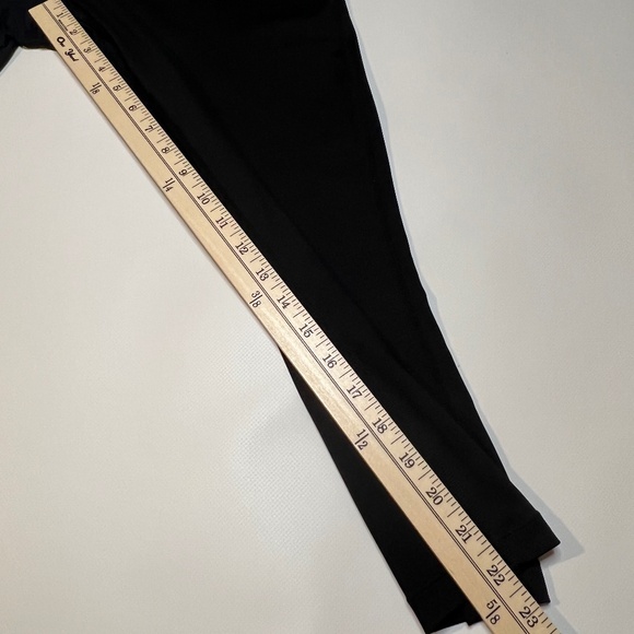 Nike Running Dri-Fit Woman's Leggings Large Black Crop Capri - Picture 8 of 15